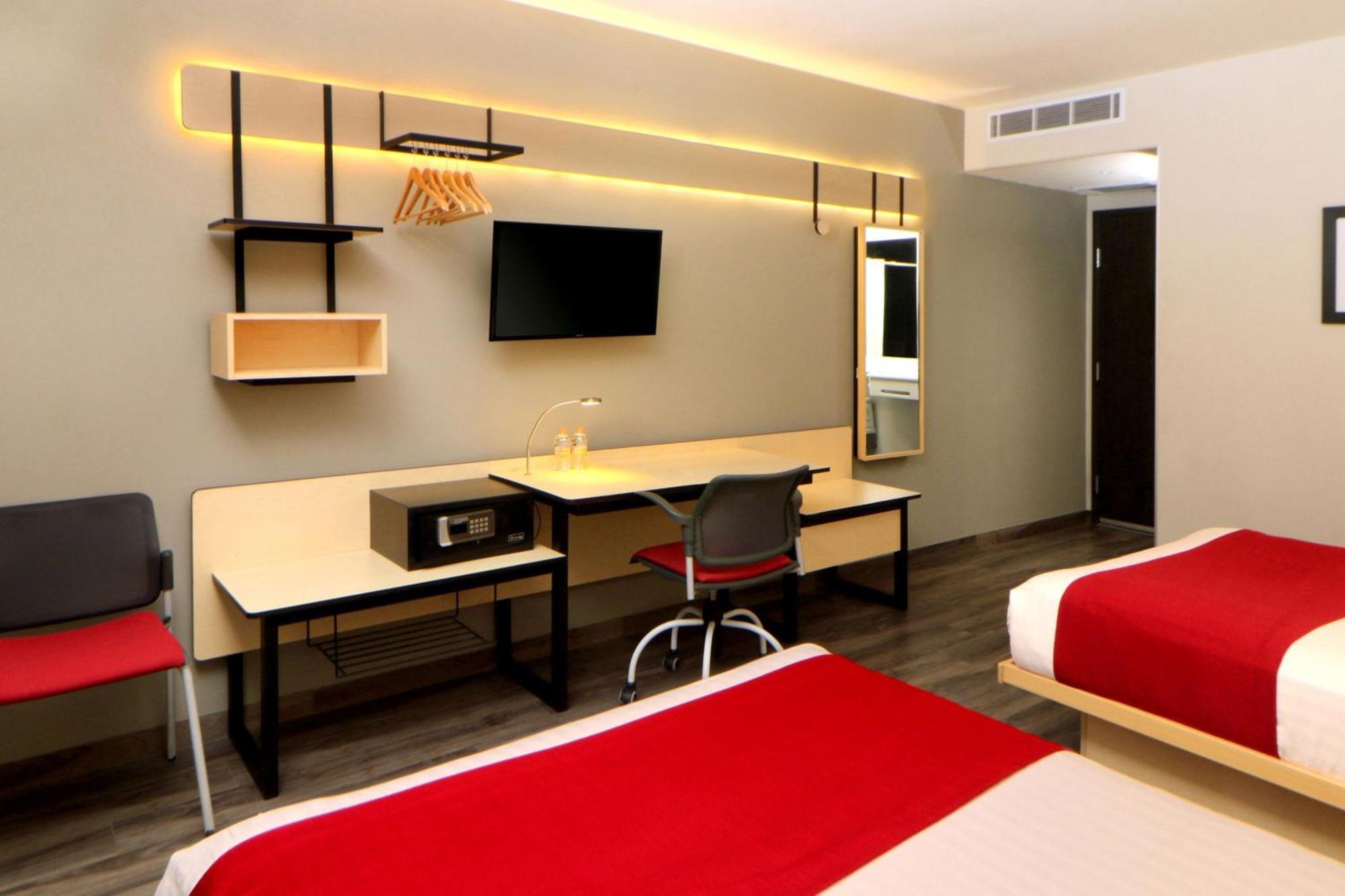 City Express Plus By Marriott Puerto Vallarta Exterior photo