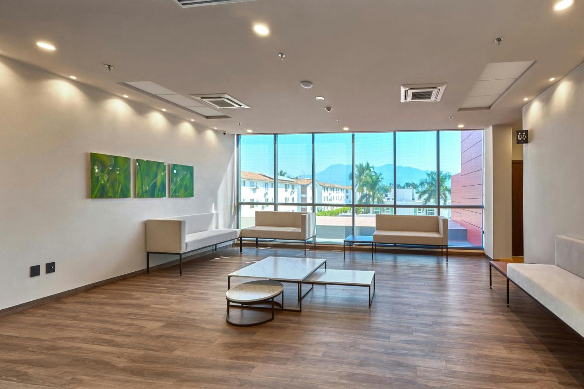 City Express Plus By Marriott Puerto Vallarta Exterior photo